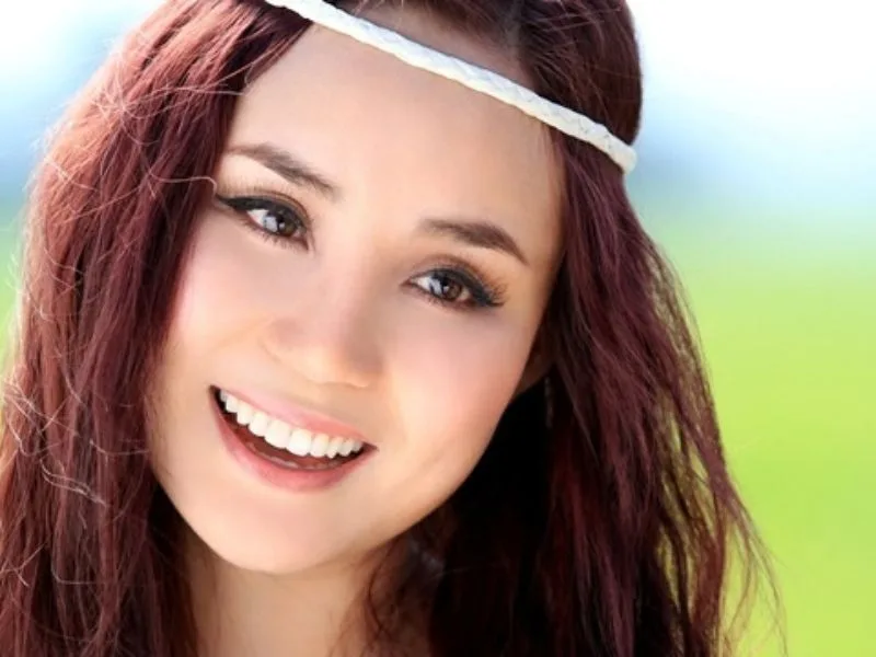 tieu su ca si vy oanh su nghiep am nhac doi tu va cuoc song hien tai